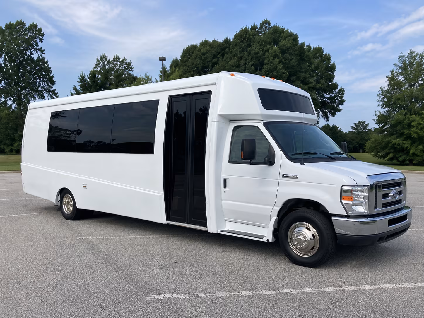 wayne 18 passenger party bus